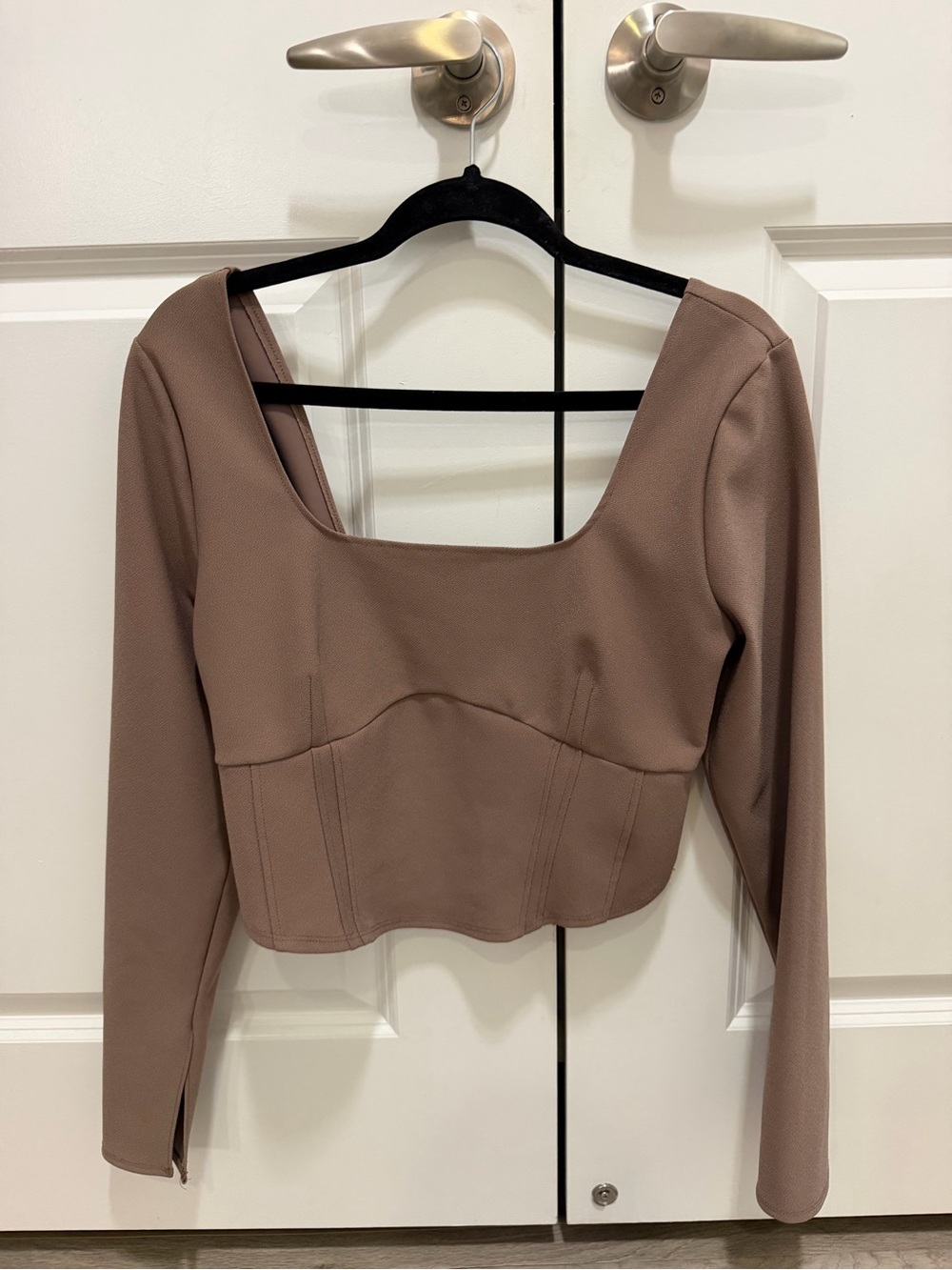 Abercrombie Long-Sleeve Square Neck Cropped Top in Mauve